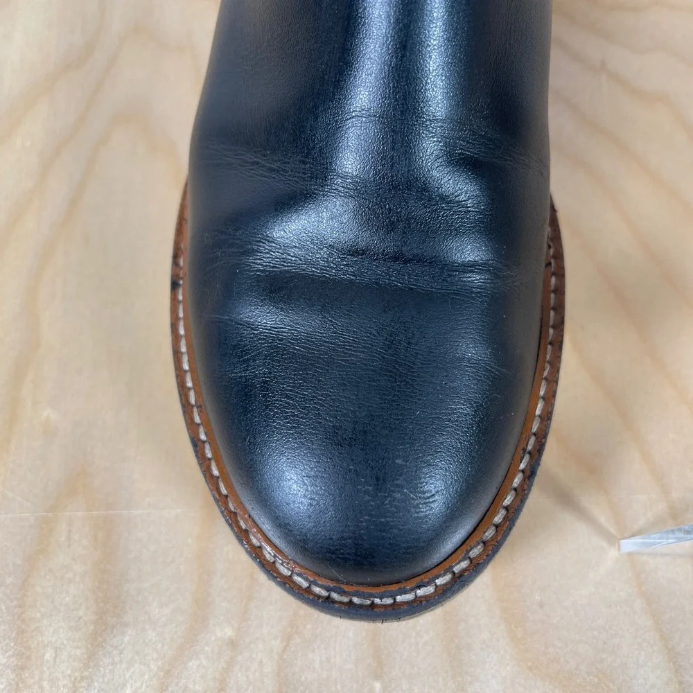 Everlane classic chelsea